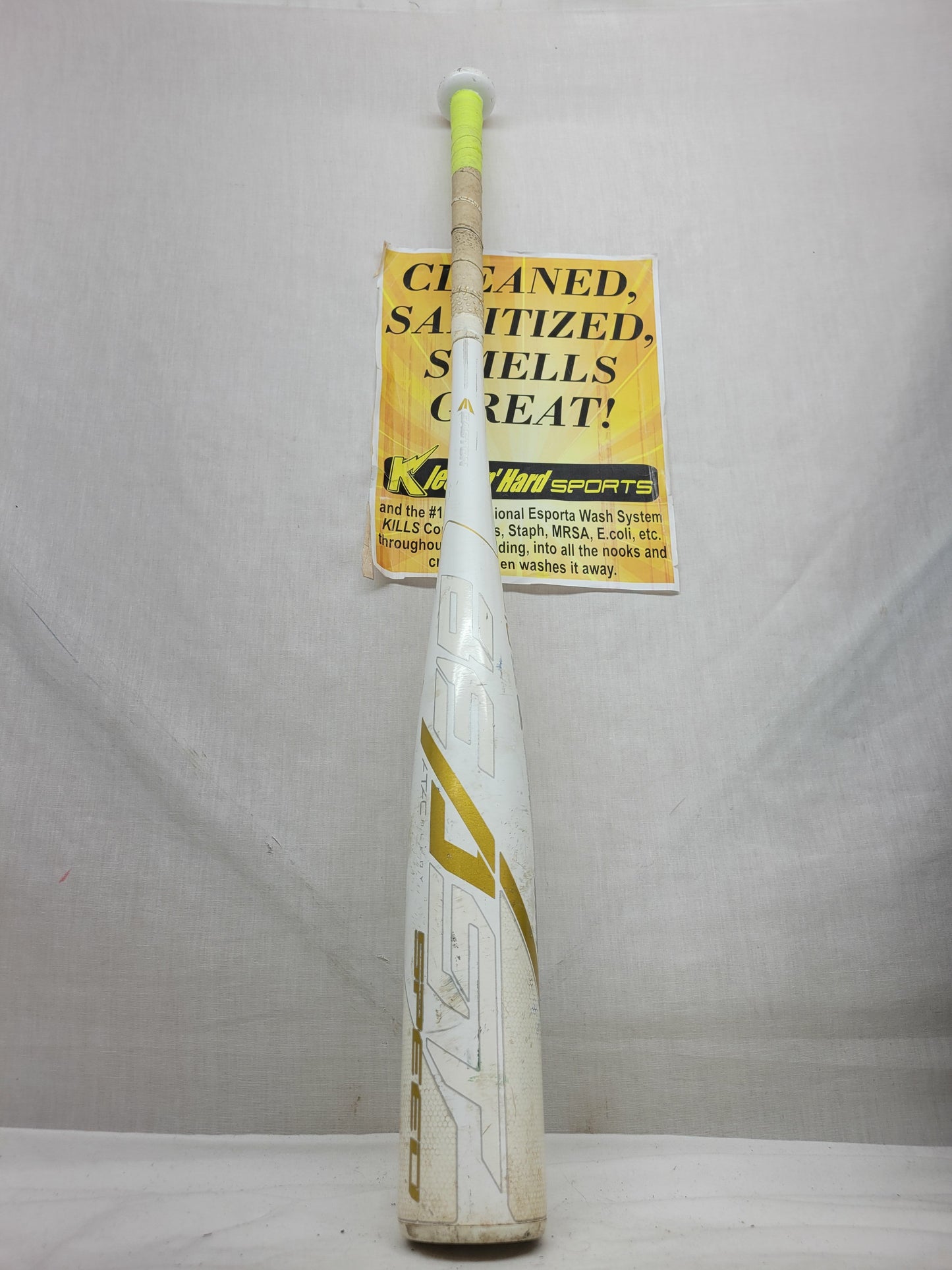 Used Easton Beast Speed Bat Length-Wgt 31" - 21 oz ATAC Alloy USSSA White Bat