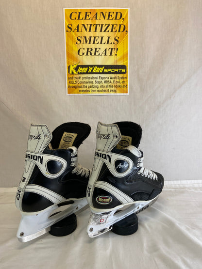 New Mission Amp 4 Ice Hockey Skates Size 4.5 D