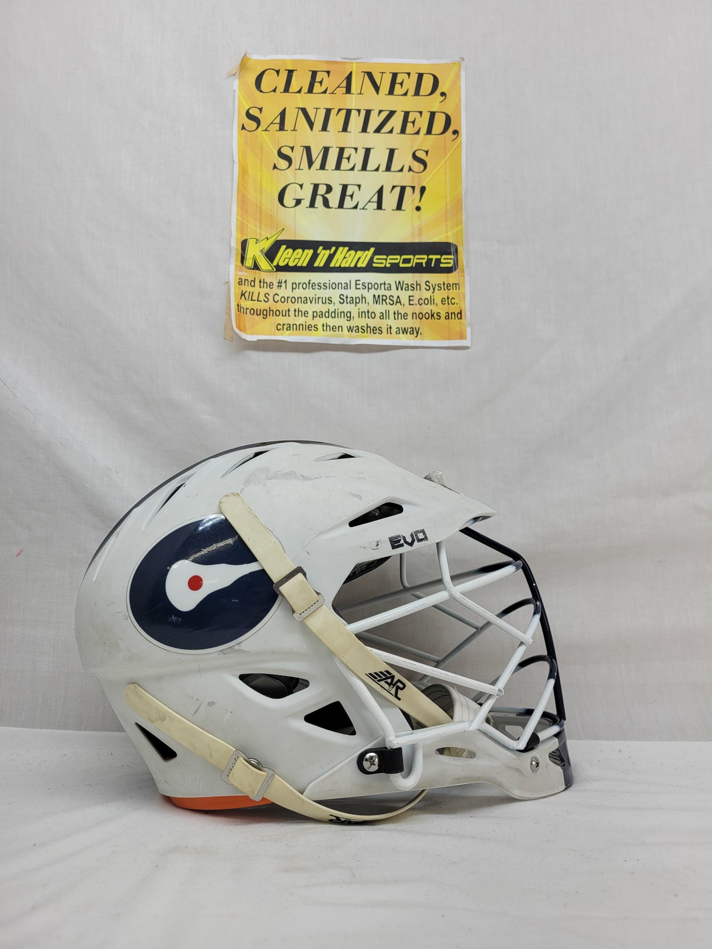 Used Warrior EVO Size OSFM White-Navy Mens Lacrosse Helmet
