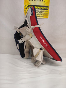 Used RBK 5K Size Sr Reg (Rt Hand) U.S.A. Ice Hockey Goalie Blocker