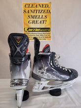 Used Bauer Vapor Hyperlite Size 10 FIT 1 = D Ice Hockey Skates