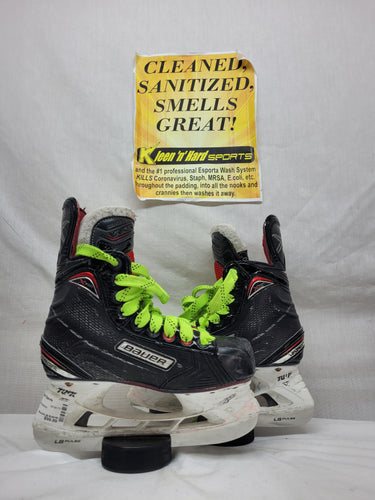 Used Bauer Vapor X700 Size 3 D Ice Hockey Skates
