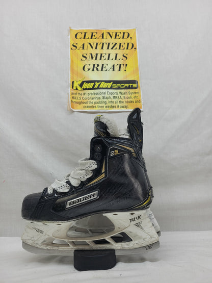 Used Bauer Supreme 2S Size 3 D Ice Hockey Skates