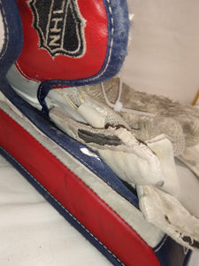 Used RBK 5K Size Sr Reg (Rt Hand) U.S.A. Ice Hockey Goalie Blocker