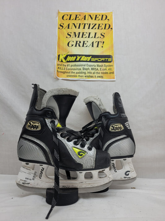 Used Graf Supra 301 Size 2.5 Ice Hockey Skates