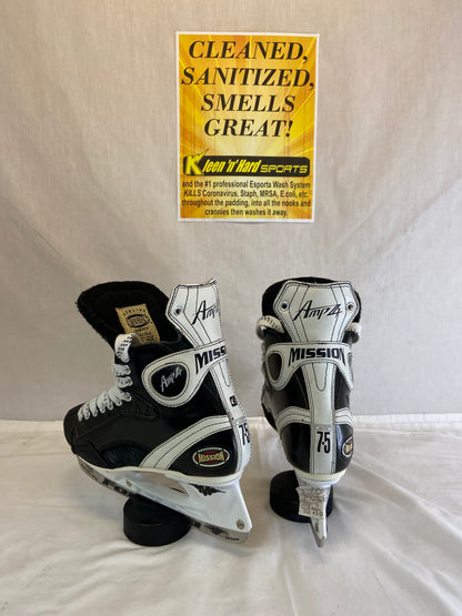 New Mission Amp 4 Ice Hockey Skates Size 4.5 D