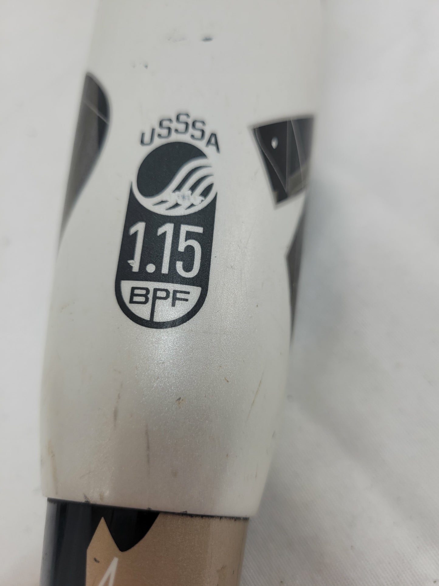 Used DeMarini CF5 Bat Length-Wgt 30" - 20 oz. (-10) Comp. USSSA Gold Bat