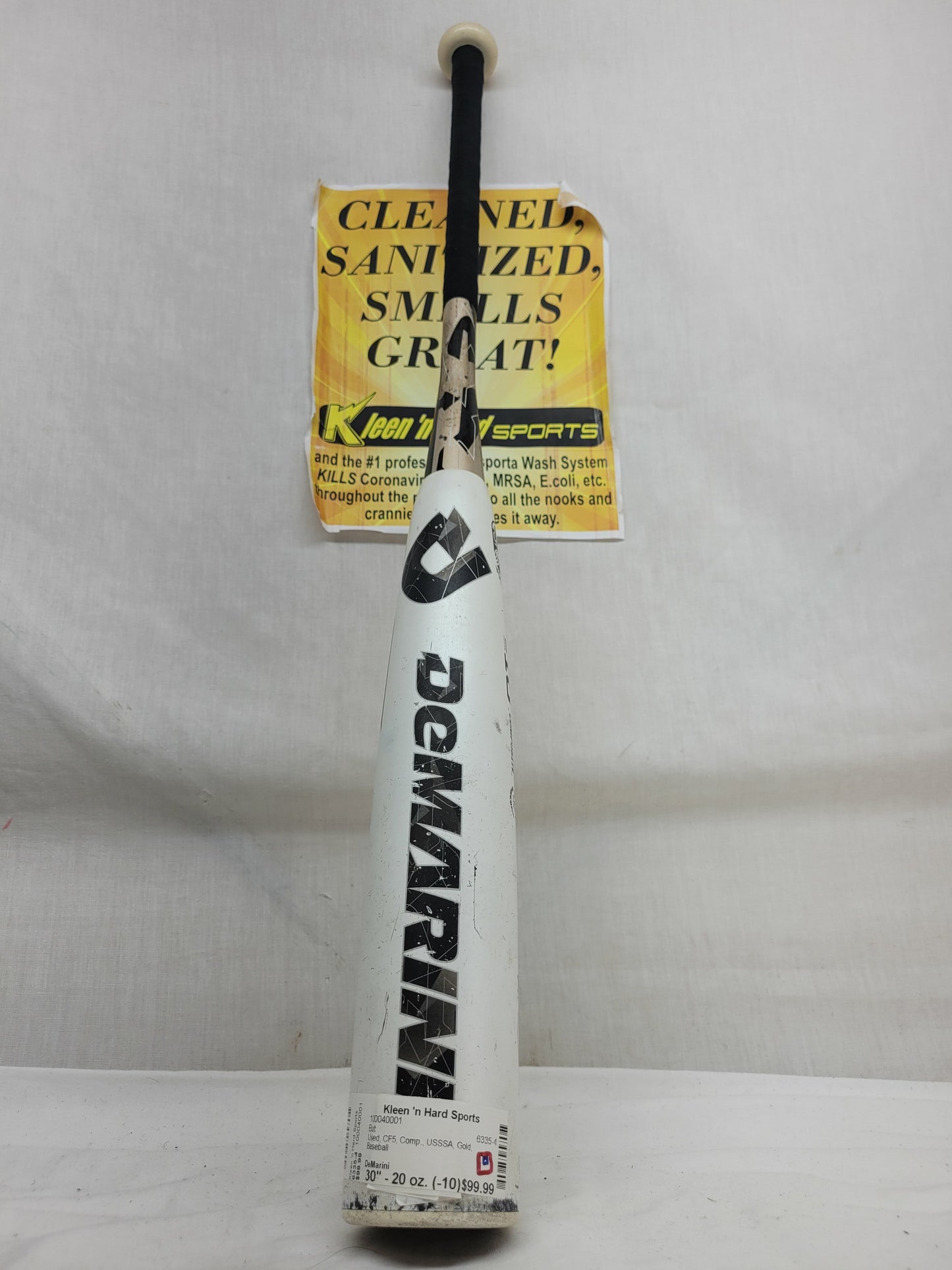 Used DeMarini CF5 Bat Length-Wgt 30" - 20 oz. (-10) Comp. USSSA Gold Bat