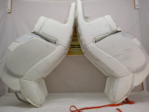 Used CCM EFLEX 6.9 Size 31" + 1" White Hockey Goalie Goalie Leg Pads