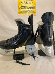 Used CCM Tacks 2052 Size 1 D Ice Hockey Skates